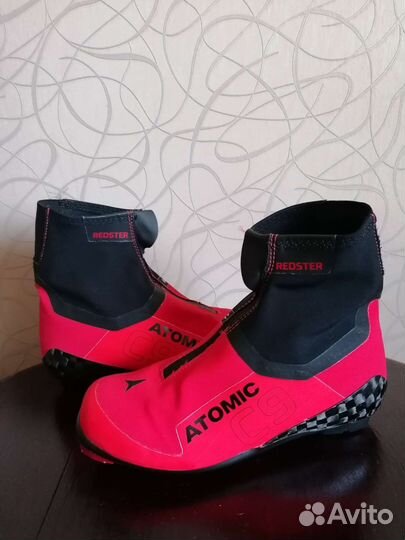 Лыжные ботинки atomic