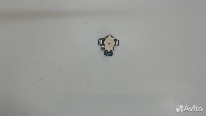 Датчик положения педали газа Infiniti QX56, 2012
