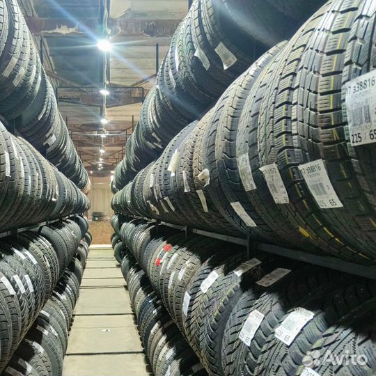 Nokian Tyres Hakkapeliitta R2 SUV 245/60 R18 109R
