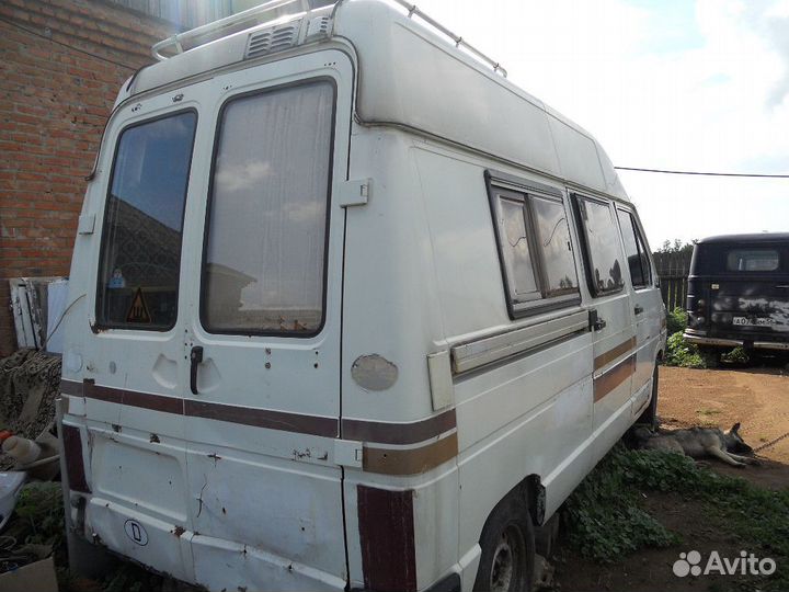 Кастенваген Renault Trafic, 1990