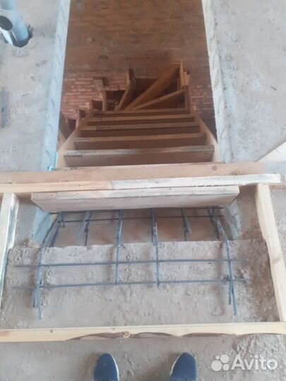 Монтаж монолитных лестниц