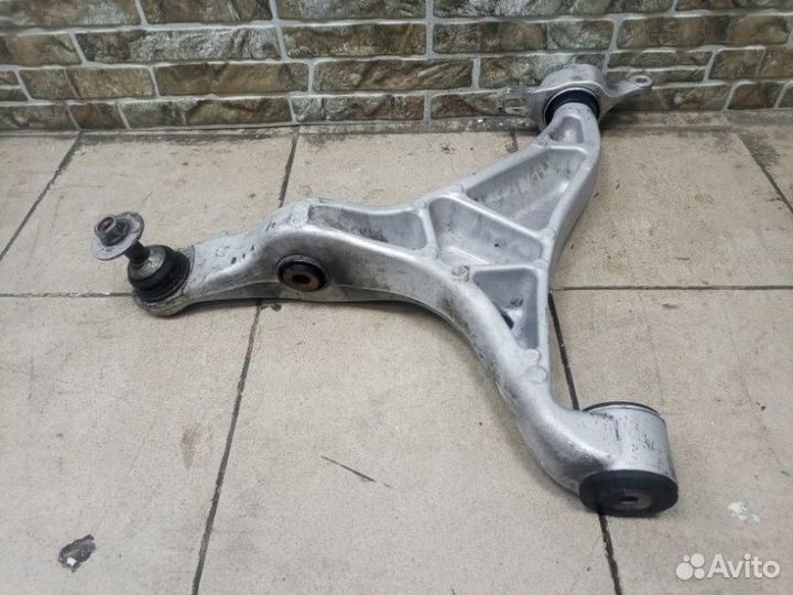 Рычаг передний нижний левый Jeep Grand Cherokee