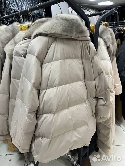 Куртка /пуховик С натуральным мехом норки