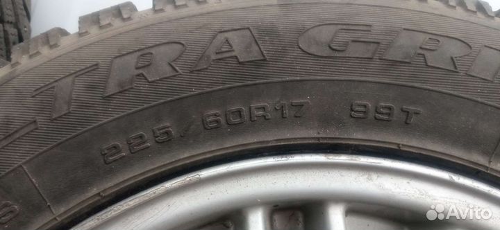 Goodyear UltraGrip 225/60 R17
