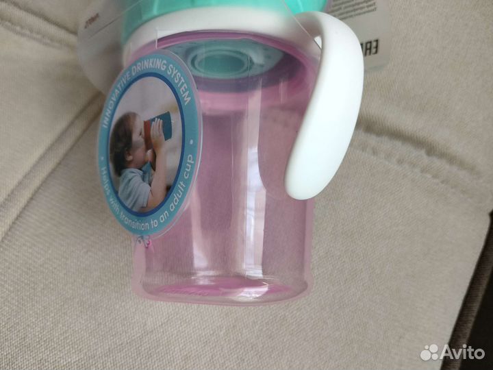 Поильник-непроливайка Uviton 270 мл новый