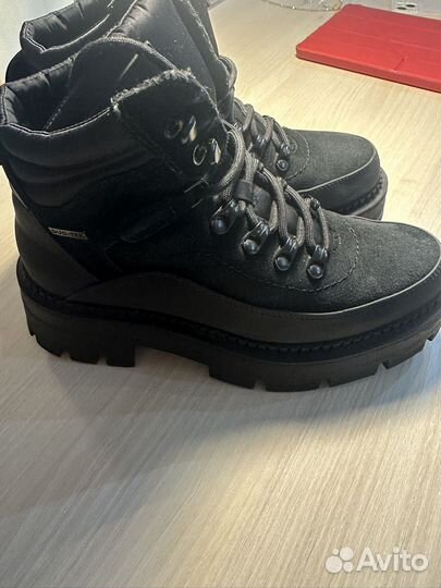 Ботинки женские демисезонные 36 размер