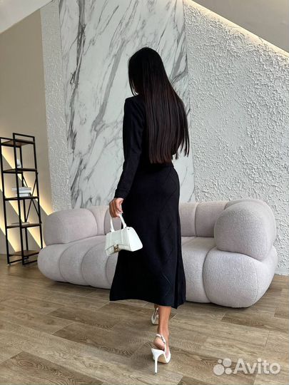 Костюм женский