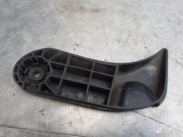 Бмв е39 е38 ручка открывания капота