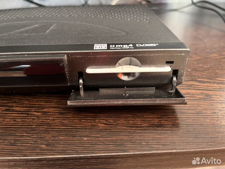 Ресивер Триколор GS U510B без карты клиента