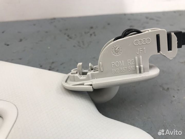 Козырек солнцезащитный передний правый Audi A5 8T