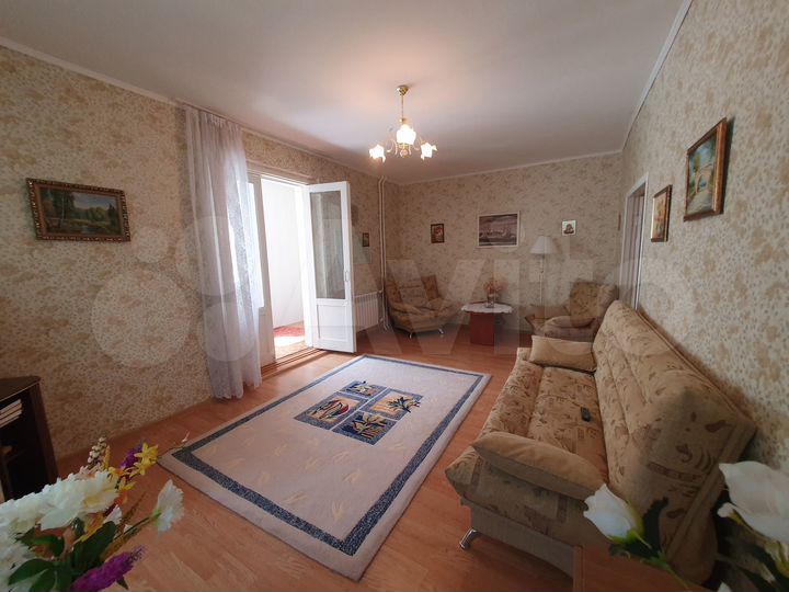 4-к. квартира, 73 м², 1/5 эт.