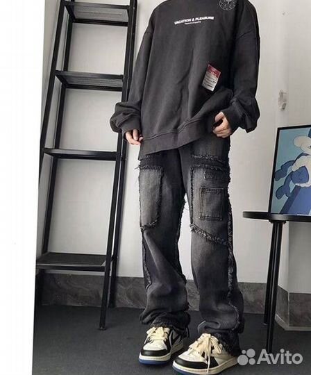 Джинсы Distressed Balenciaga Type