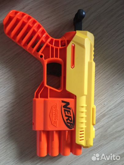 Nerf пистолет
