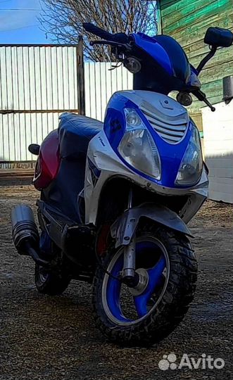 Скутер lrbis F1