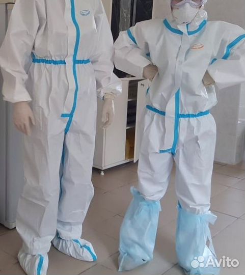 Защитный костюм