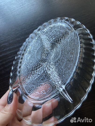 Салатницы и блюда