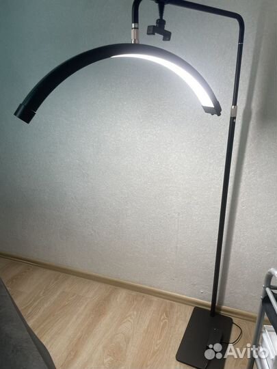 Лампа бестеневая