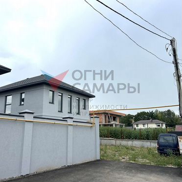 Коттедж 250 м² на участке 7 сот.