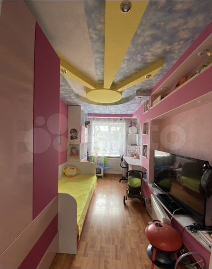 4-к. квартира, 92 м², 5/5 эт.