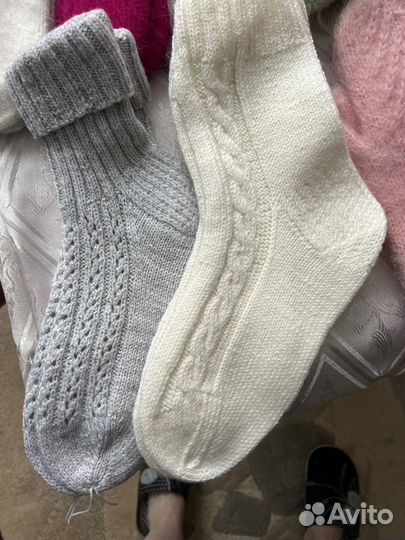 Варежки женские ручная работа и носки