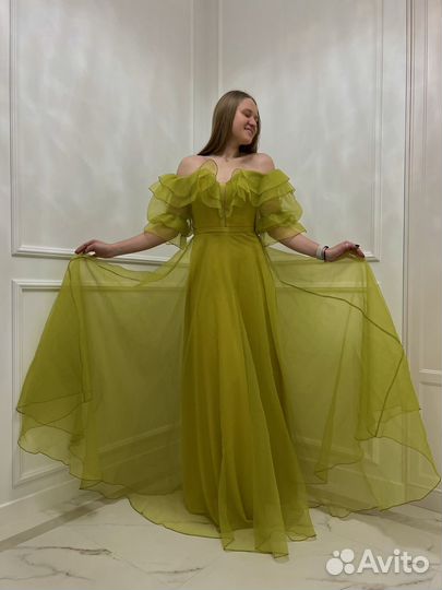 Вечернее платье