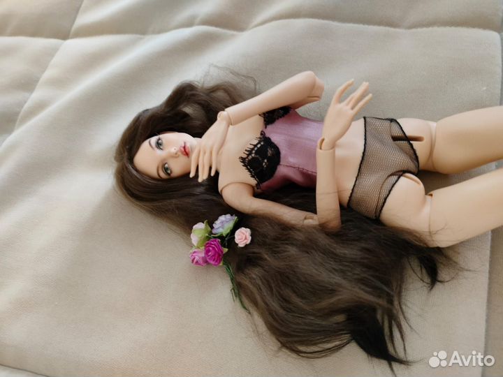 Корсет и юбка на куклу бжд