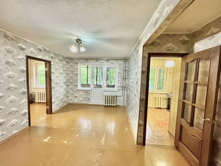 2-к. квартира, 46 м², 2/5 эт.