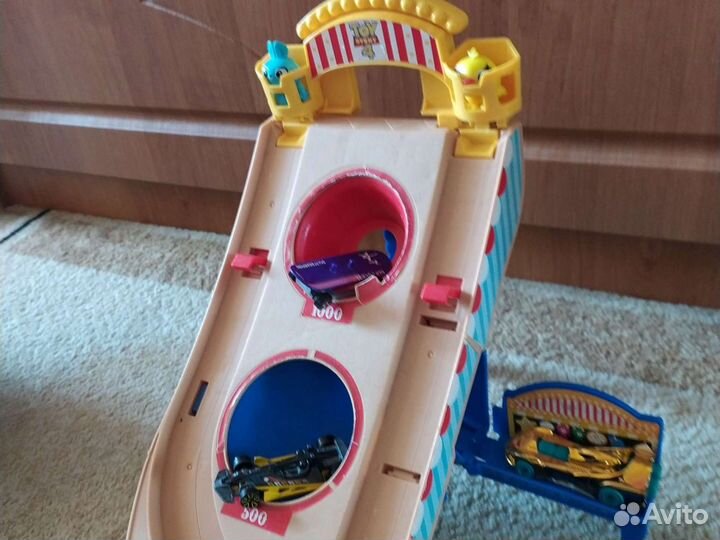 Hot wheels трек toy story 4