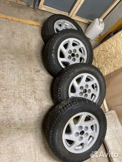 Michelin Latitude X-Ice North 3 205/65 R15 99T