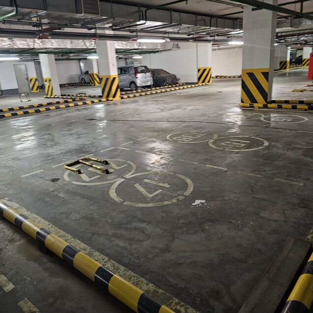 Машиноместо, 15 м²