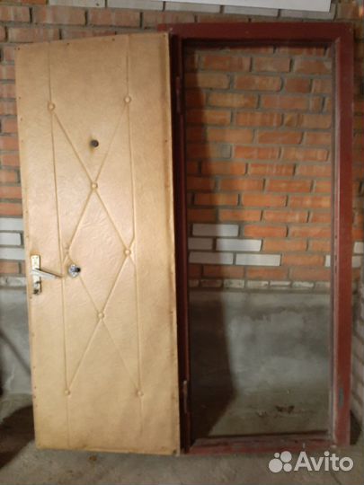 Дверь входная металлическая уличная