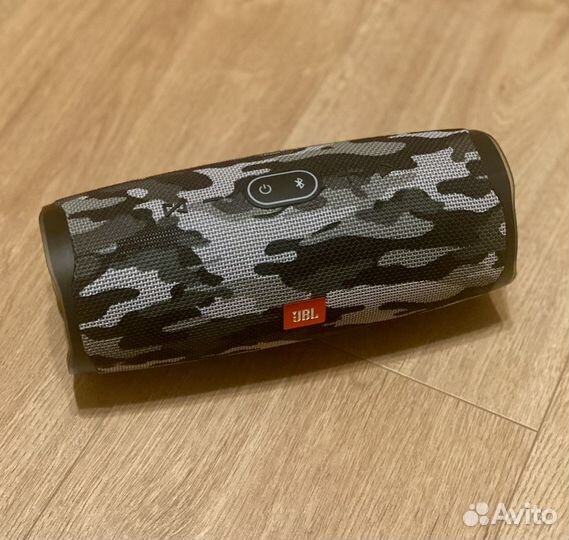 Колонка jbl charge 4