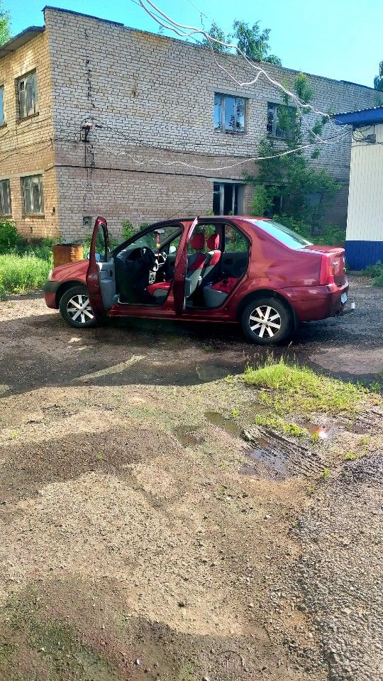 Renault Logan: фото владельца