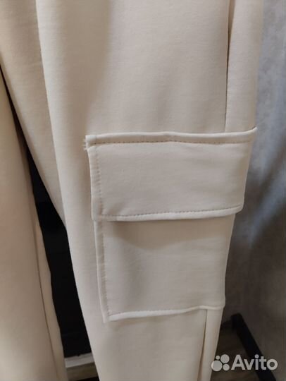 Спортивный костюм женский