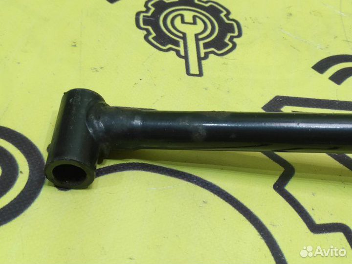 Стабилизатор задний Toyota Vista ZZV50 1ZZ-FE