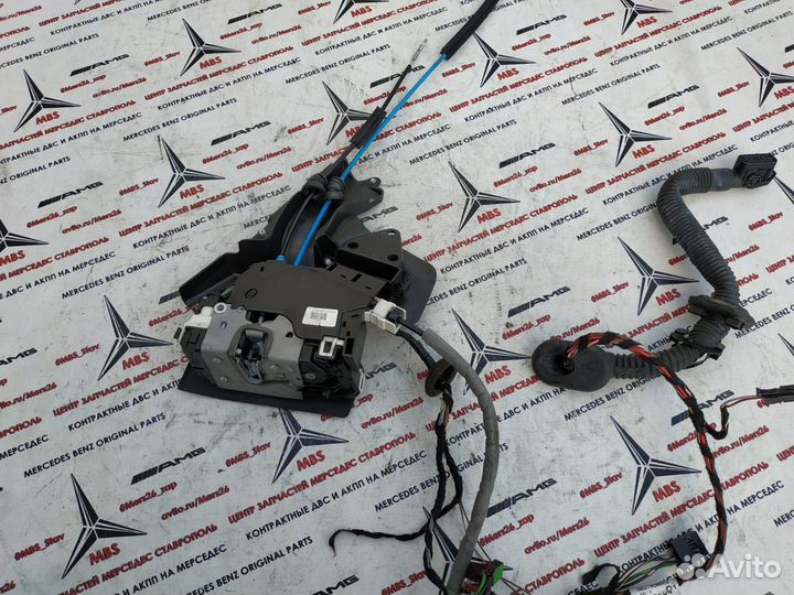 Замок двери зл W204 Mercedes