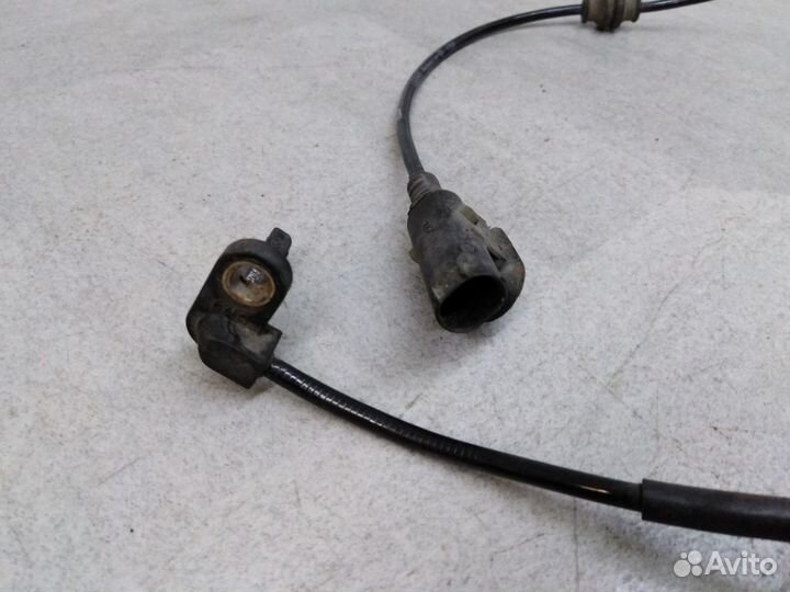 Датчик ABS передний Фиат Linea