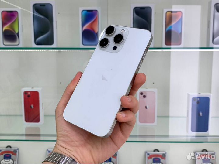 iPhone Xr в корпусе 15 Pro White Titanium