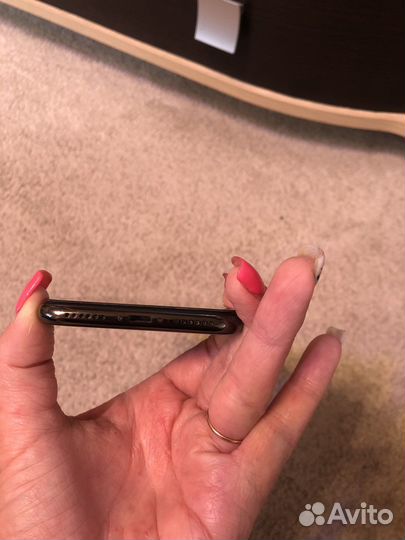iPhone X, 64 ГБ