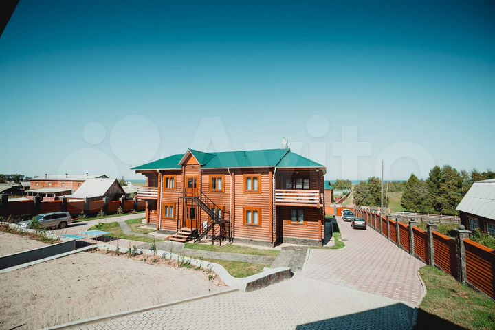 Гостиница, 561 м²