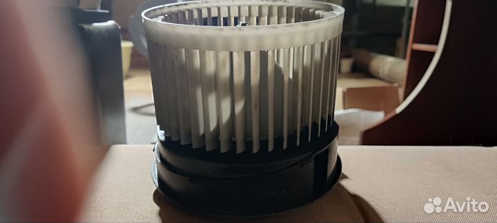 Моторчик отопителя j10 t31 Nissan