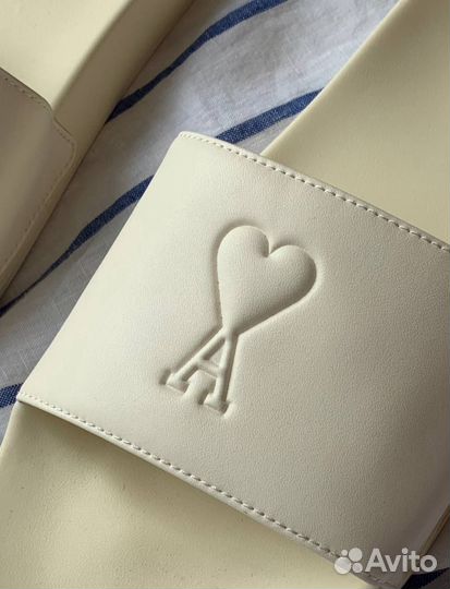 Женские сандалии резиновые Ami