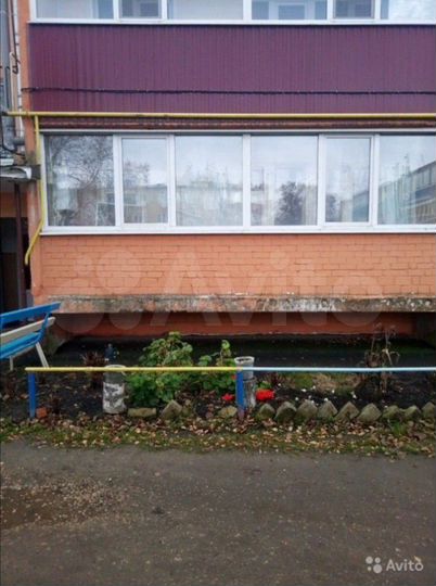 2-к. квартира, 51 м², 1/3 эт.