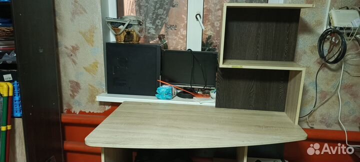 Компьютерный стол бу