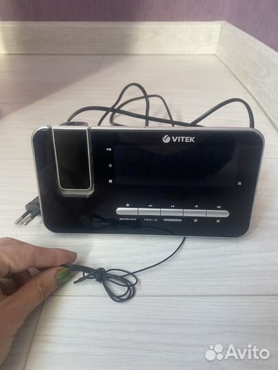 Электронные часы Vitek