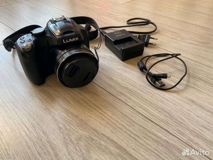 Фотоаппарат Panasonic Lumix DMC-FZ72