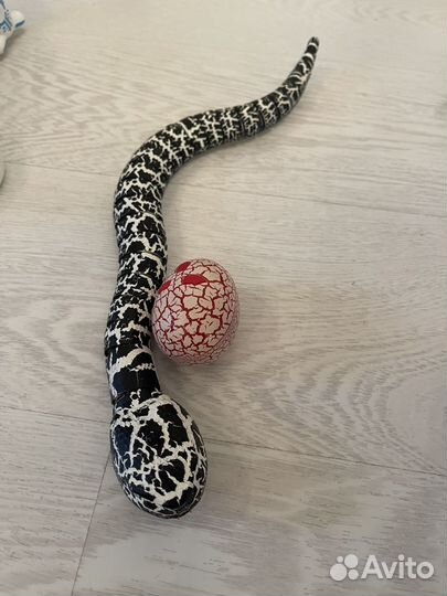 Детские игрушки, змея на пульте управления