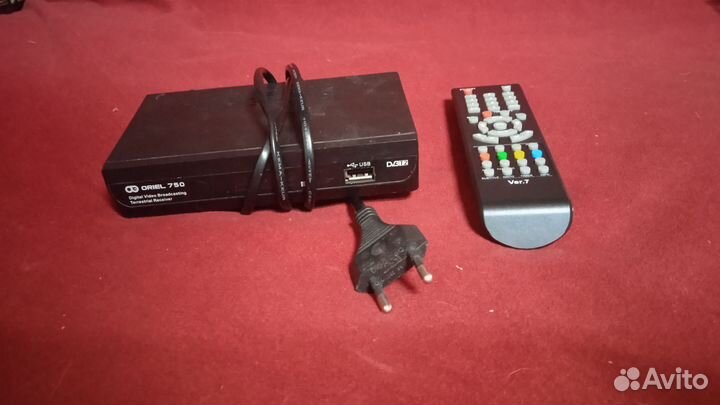 TV приставка oriel 750