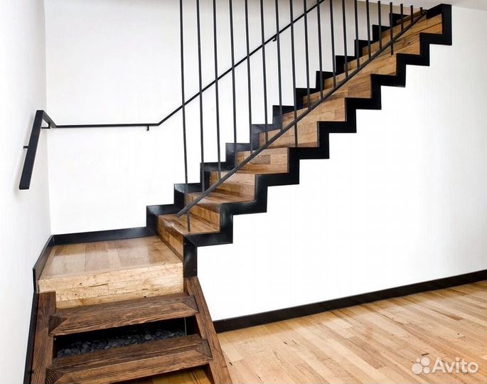 Лестницы на металлокаркасе под ключ