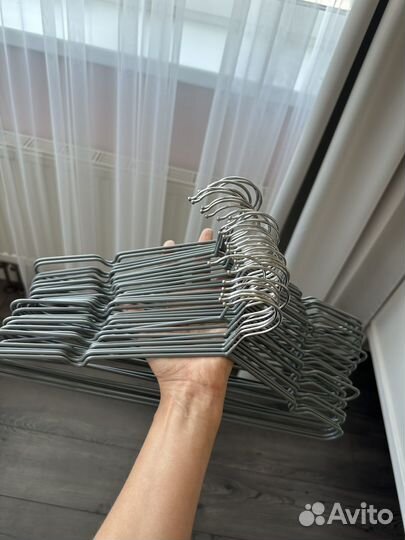 Вешалки плечики kuhenlend серый с покрытием